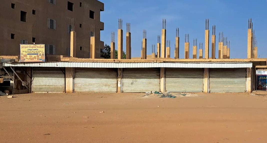 Sudan’da şiddetli çatışmalar sürüyor 12
